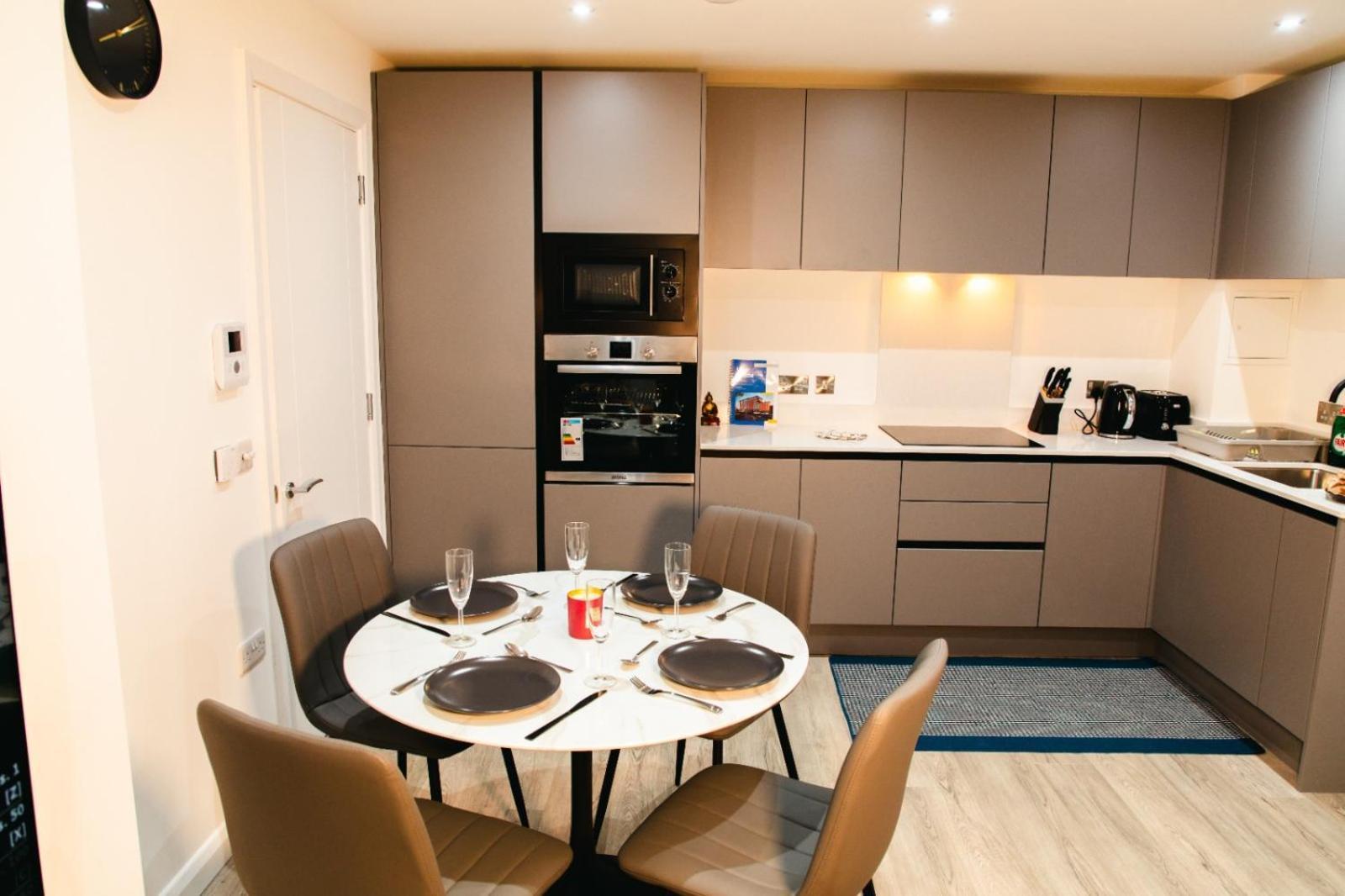 City Centre Luxury Apartment Белфаст Экстерьер фото